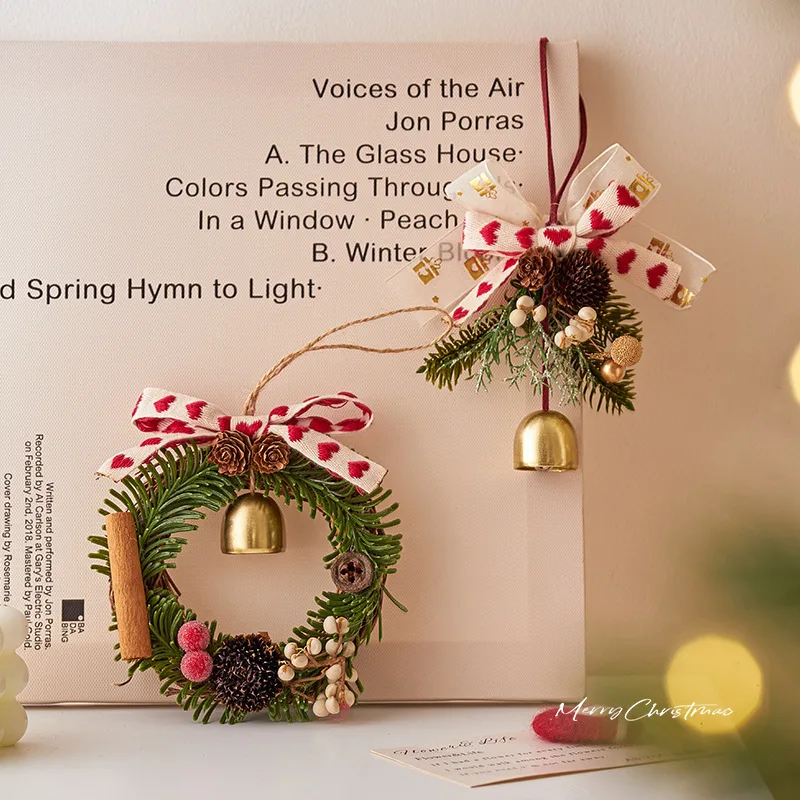 Supplier detail image. Other designs and styling props shown are not included.